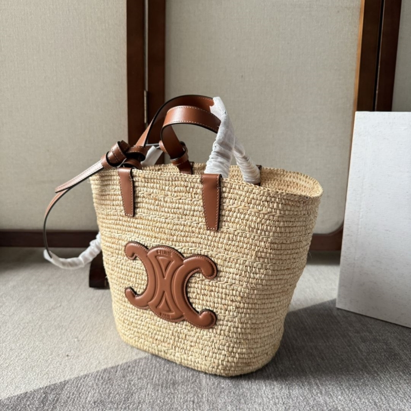 Ce1i*e bucket bags